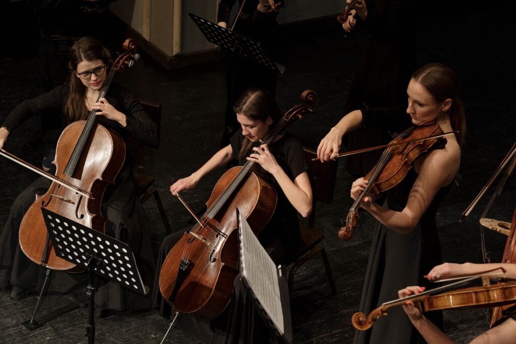 String musicians rehearsing